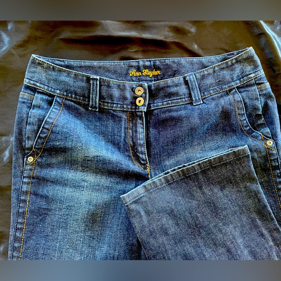 Ann Taylor Modern Fit, Lindsay Waist jeans - Picture 1 of 3